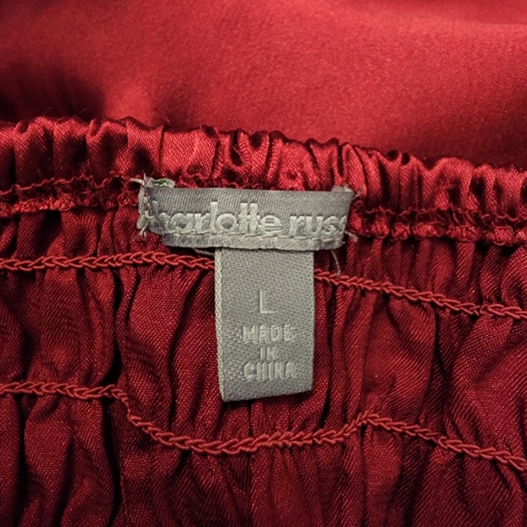 Ruffled halter-top blouse - Picture 3 of 3